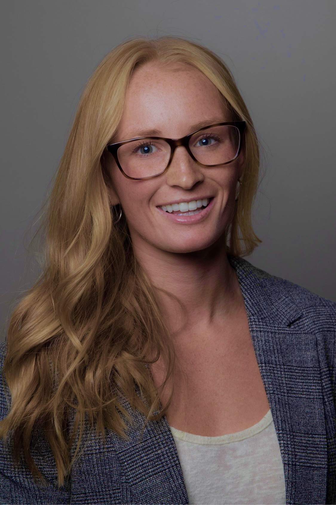 Dietitian small bio picture